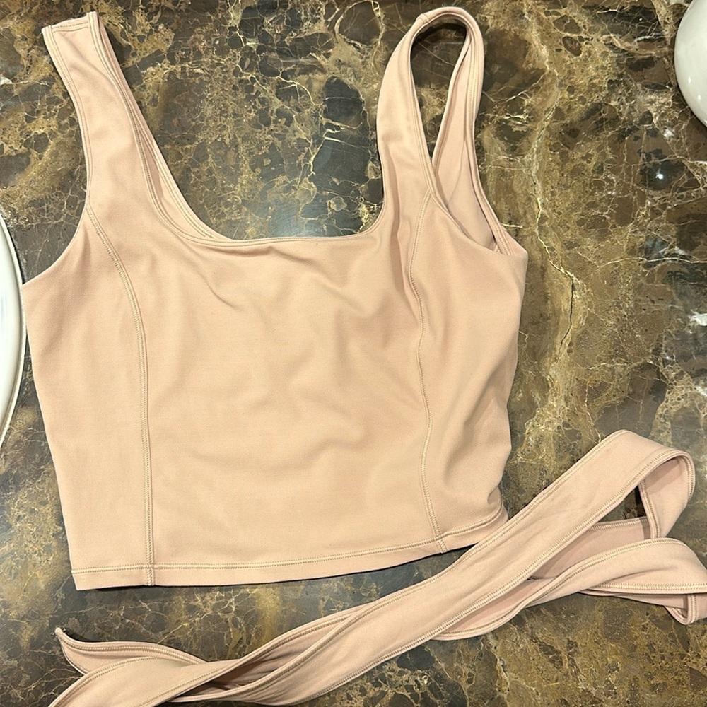 Lululemon tank. Tan size 6